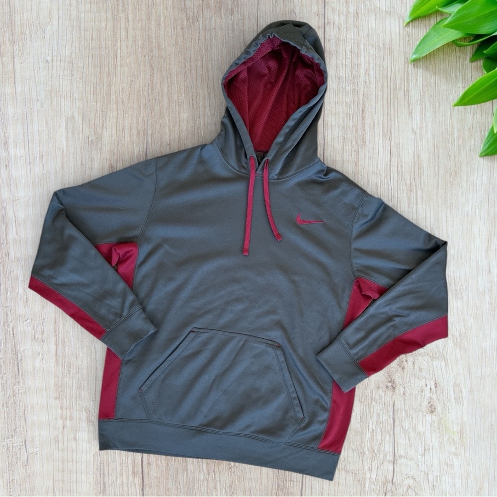 Men's Nike Therma Fit Grey and Red Hoodie Sweatshirt